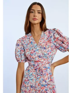 Vestido largo asimétrico con estampado floral