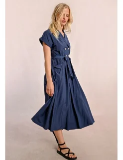 Vestido largo con cuello solapa y lazada