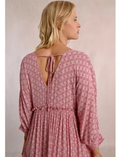 Vestido largo con estampado y lazada