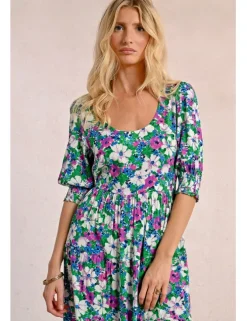 Vestido largo con estampado y pliegues