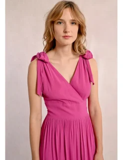 Vestido largo con lazada y pliegues