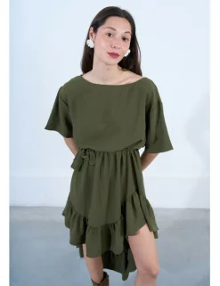 Vestido largo de manga corta con lazada y volantes