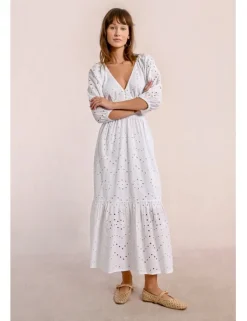 Vestido largo de manga corta en tejido calado