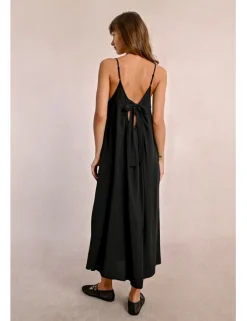 Vestido largo de tirantes y lazada