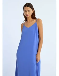 Vestido largo de tirantes finos