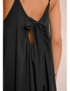 Vestido largo de tirantes y lazada