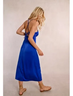 Vestido largo satinado de tirantes