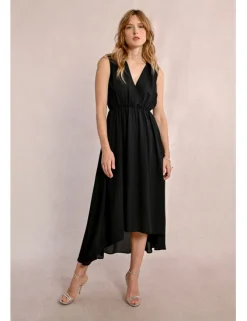 Vestido largo sin manga asimétrico
