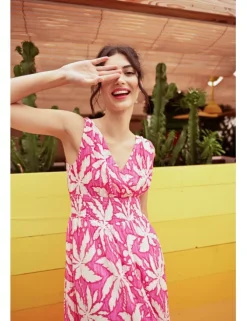 Vestido largo sin manga con estampado floral