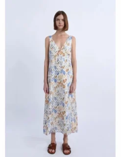 Vestido largo sin manga con estampado