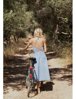 Vestido vaquero midi de tirantes